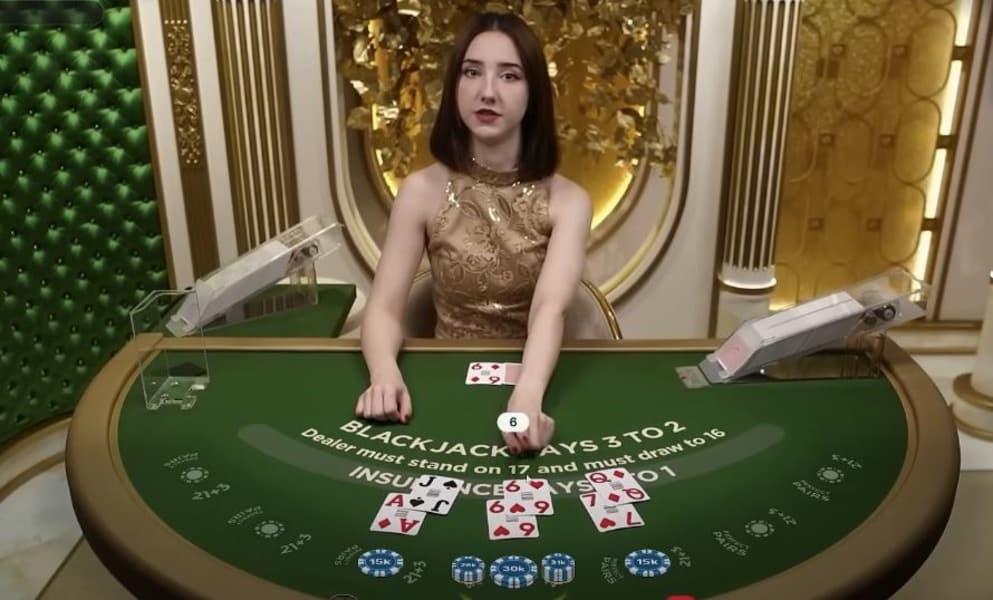 El proceso de juego del blackjack en vivo